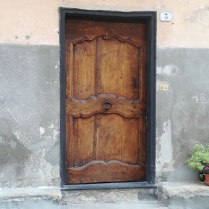 Appartamento, 2 camere da letto, caminetto, vista città | Ingresso della struttura