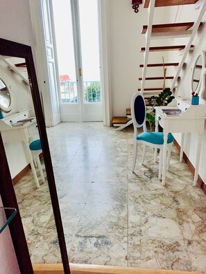 Living area - Casa Cerqua Landi Napoli-luxury House Capris View (Naples)