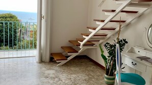 Living area - Casa Cerqua Landi Napoli-luxury House Capris View (Naples)