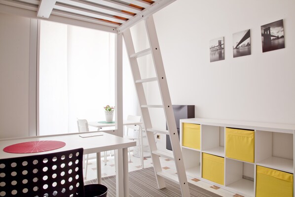 Dortoir partagé, 1 chambre, balcon | 1 chambre