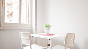 Dortoir Partagé, 1 chambre, balcon