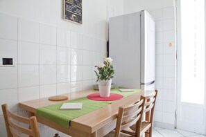 Dortoir Partagé, 1 chambre, balcon | Intérieur