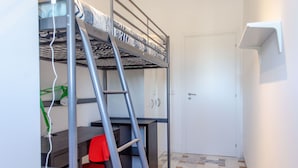 Shared Dormitory, 1 Bedroom, Balcony
