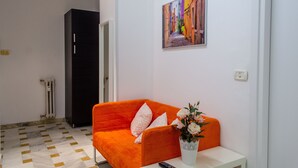 Shared Dormitory, 1 Bedroom, Balcony | Living area - Kamchu Apartments Room With Balcony Piazza Bologna (Rome)