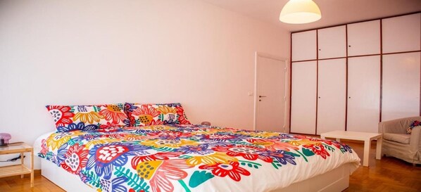 Shared Dormitory, 1 Bedroom, Balcony