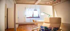 Dortoir Partagé, 1 chambre, balcon | Intérieur