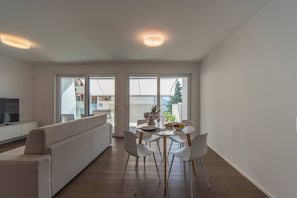 Dining room - Vacation Rental City 10 in Massagno (Massagno)