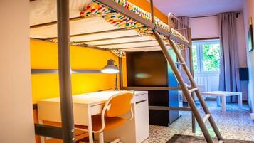 Gemeinsamer Schlafsaal, 1 Schlafzimmer, Kühlschrank | 1 Schlafzimmer