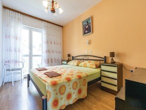 อพาร์ทเมนท์, 3 ห้องนอน, ระเบียง | 3 ห้องนอน