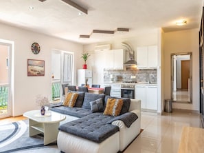 Apartment, 3 Schlafzimmer, Balkon | Lounge