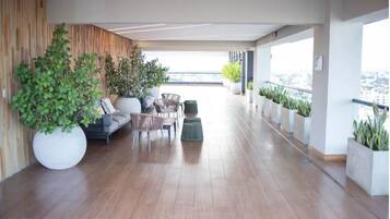 Apartment, 1 Bedroom, Accessible, Smoking | Exterior