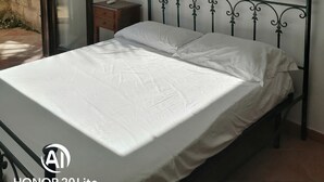 Room - Casetta in Centro Paese a 2 Passi Dalla Piazza Matrice (Favignana)