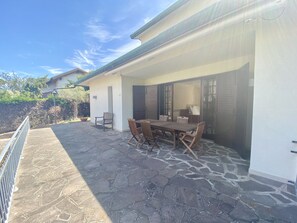 Balcony - Beautiful Villa With Large Outdoor in Isola Albarella (Rosolina)
