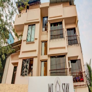 Living area - We Stay - Andheri (Mumbai)