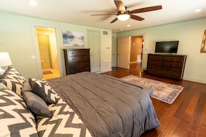 4 habitaciones, wifi gratis y ropa de cama