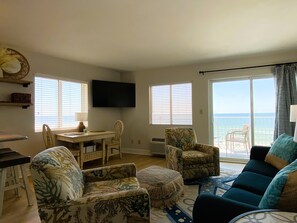 Smart TV, DVD player, stereo