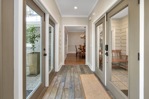 Village Revival! Perfect Village/Beach Location, Fully Renovated