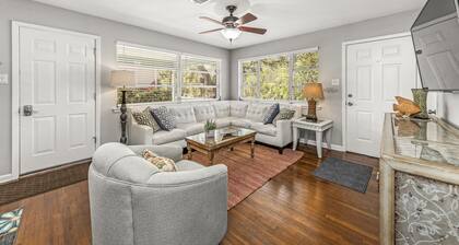 *Special* Renovated & Pet Friendly*Close to the Bay*Dave's Escape