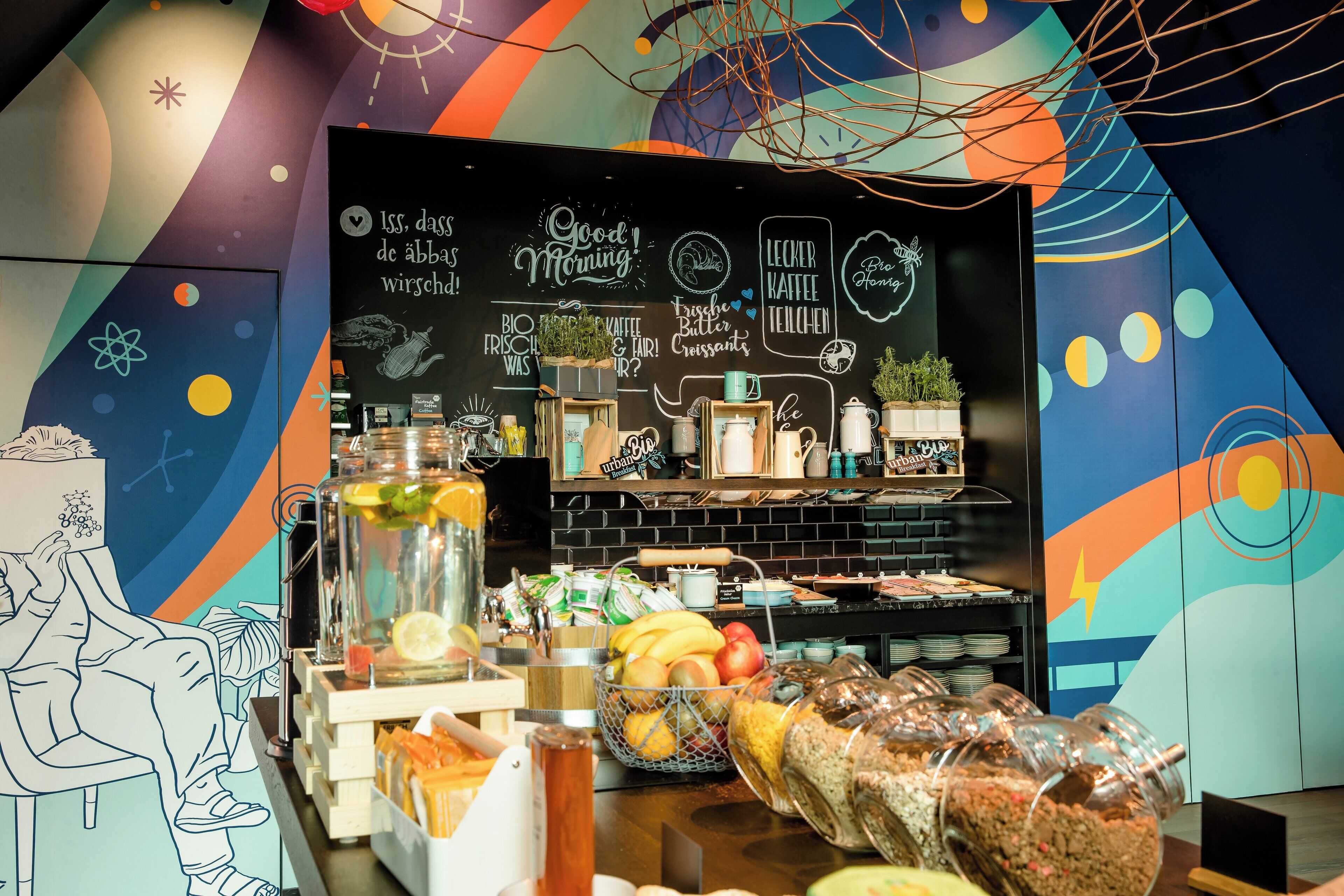 Café da manhã com buffet todos os dias mediante uma taxa