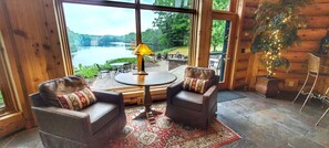 Interior - River Ridge Lodge: Luxury Lodge on the Menominee River (Stephenson)