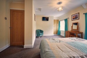 1 Schlafzimmer, Bügeleisen/Bügelbrett, WLAN