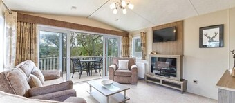 Host & Stay | Butterfly Lodge