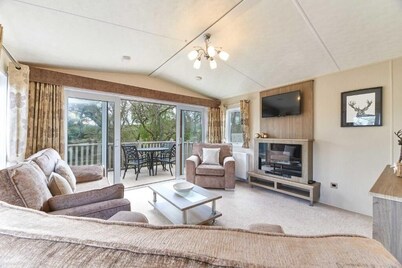 Host & Stay | Butterfly Lodge