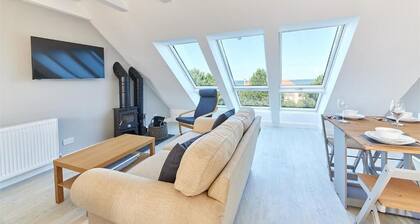 Host & Stay | Castle View