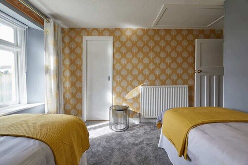 Host & Stay | Cummins & Goings Cottage