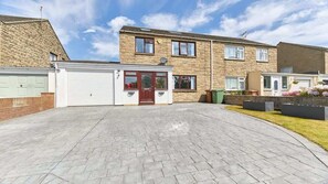 Exterior - Host & Stay | Shorty's (Morpeth)