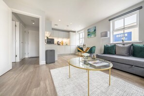Miscellaneous - Super Luxe Central Maidenhead Apartment (Maidenhead)
