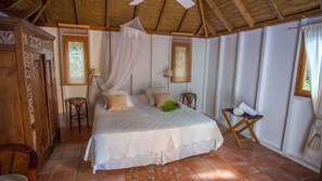 4 chambres, fer et planche à repasser, Wi-Fi, draps fournis