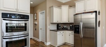 Luxury Home, LakesIde in Pinehurst