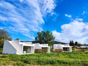 Exclusive Villa, Hot Tub, Mountain View | Garden - Estrellas de Gredos (Arenas de San Pedro)