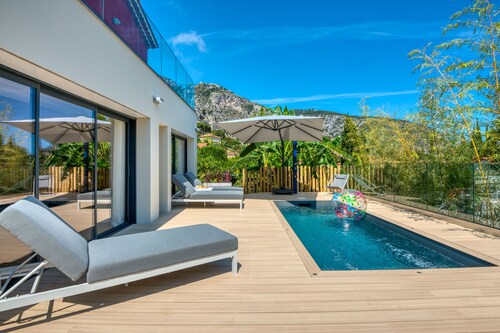 VILLA GRAZIELLA 200 M FROM THE BEACH