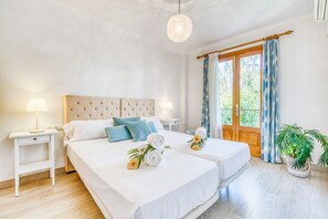 3 chambres, fer et planche Ă repasser, Wi-Fi gratuit, draps fournis