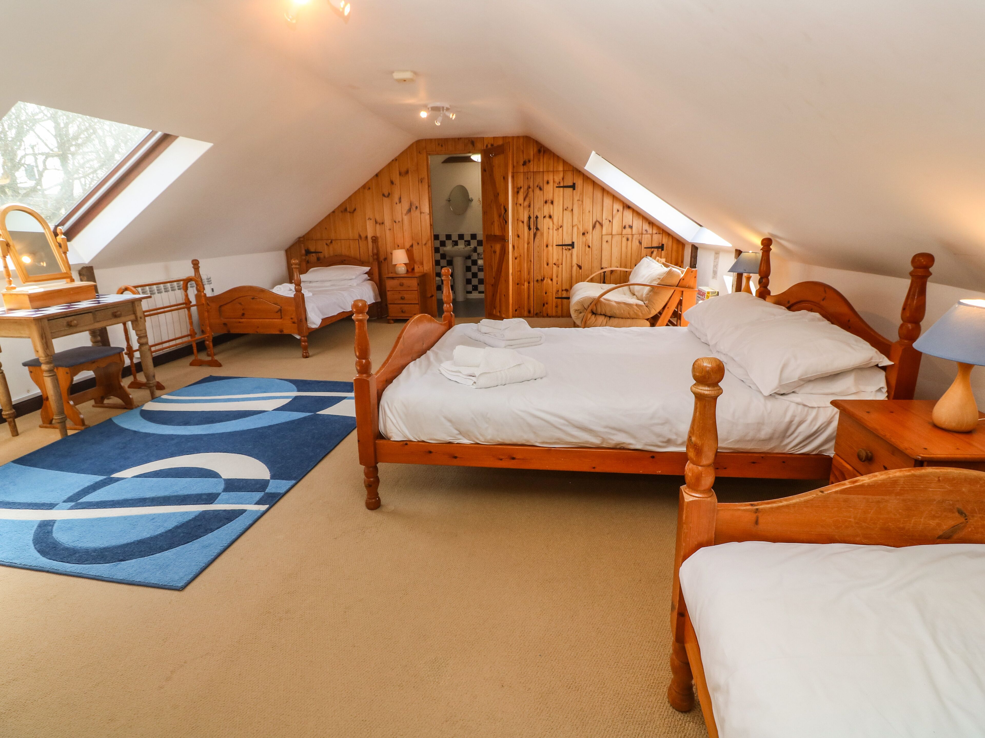 코티지 | 4 개의 침실, 각각 다른 스타일의 인테리어, 각각 다르게 가구 비치, 무료 WiFi