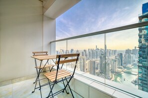 Leilighet – deluxe, privat bad, utsikt mot marina (3 Bed) | Utsikt fra balkong