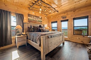 6 bedrooms, iron/ironing board, free WiFi, bed sheets