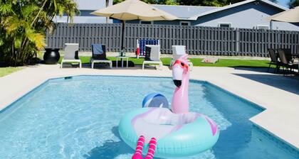 2miles to Beach, Entire Home + Guest House + Heated Pool