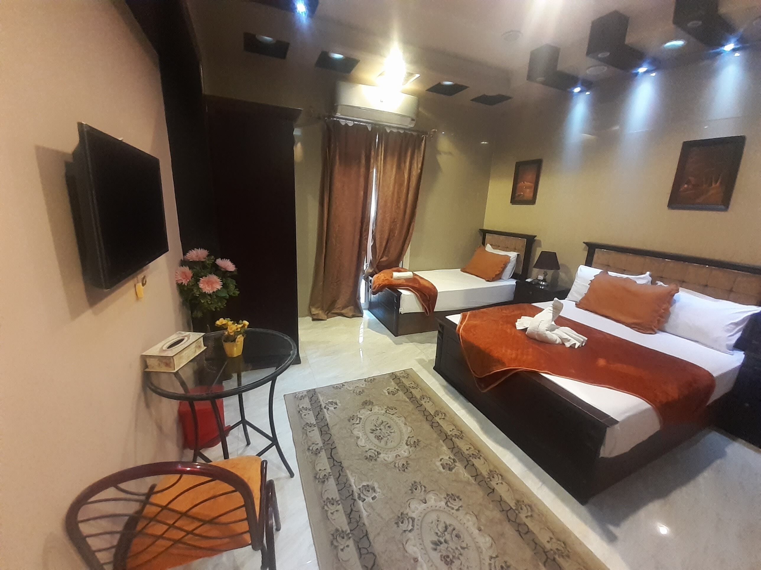 Photo - Cairo Plaza 90 Hotel