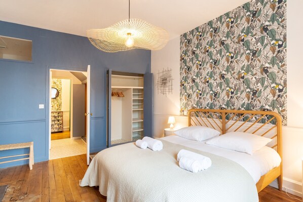 4 Schlafzimmer, Bügeleisen/Bügelbrett, kostenloses WLAN, Bettwäsche