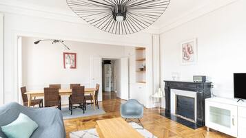 TV, DVD player, stereo