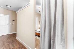 1 bedroom, desk, iron/ironing board, WiFi