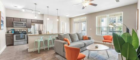 Televisión, oficina