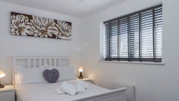 Cottage | 3 bedrooms, individually decorated, individually furnished, free WiFi