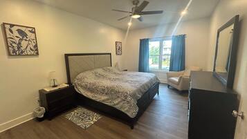 3 Schlafzimmer, Bügeleisen/Bügelbrett, Reisekinderbett, kostenloses WLAN