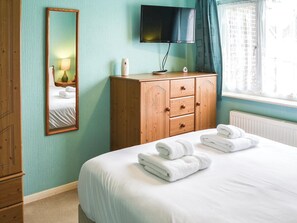 2 bedrooms, free WiFi, bed sheets