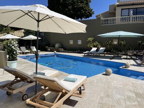 Outdoor pool, a heated pool