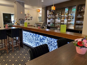 Bar (on property) - Hotel Am Schloss Aurich Schlossresidenz (Aurich)